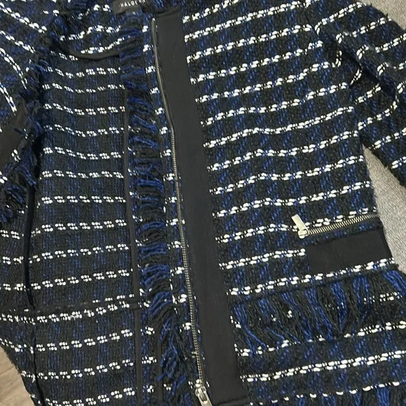 Halogen - Picture 8 of 8